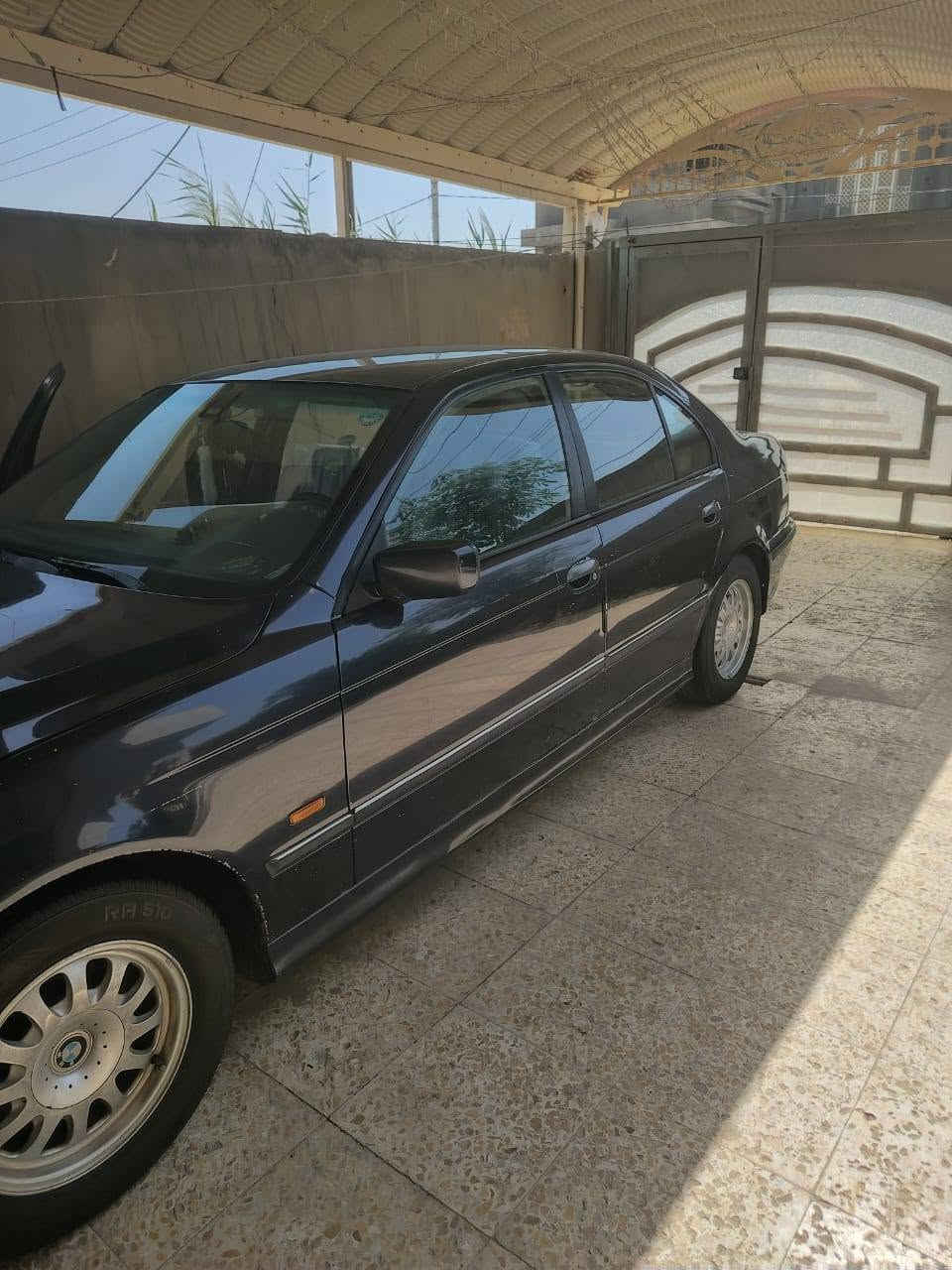 موديل 98 صقر 
للاتصال ***********
سياره جاهزه 
باسمي
هزه جديده
فحص جديد 
بيه بارد في الجاملغ الايمن

