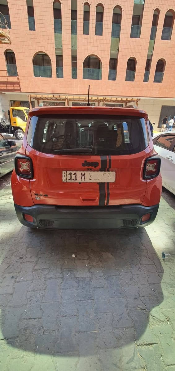 جيب رينكيد 2018 4x4 بدون ايرباك.. كلهة سليمة
تشغيل عن بعد
تحكم ستيرن جهتين
تحكم مري كهربائي 
بصمة تشغيل
بلوجكترات وية الستيرن
شاشة كبيرة 
تدفئة كشنات وستيرن
هاندبريك بصمة
كير ٩ سرعات
سبير ويل كب
صورة الحادث مرفقة
السعر 130 ورقة قابل للتفاوض
***********
