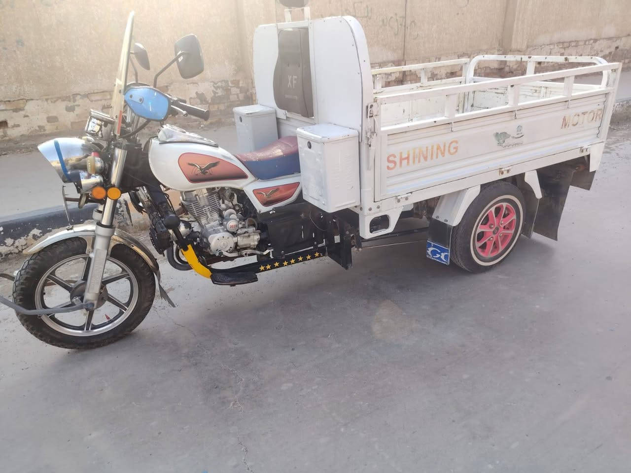 ستوتة ام الطير موديل 23 رقم ديالى تحويل ثاني يوم جاهزة من كلشي سعر 2 و600 الف وبيها مجال للشراي عنوان ديالى بعقوبه فلكة الامين ***********
