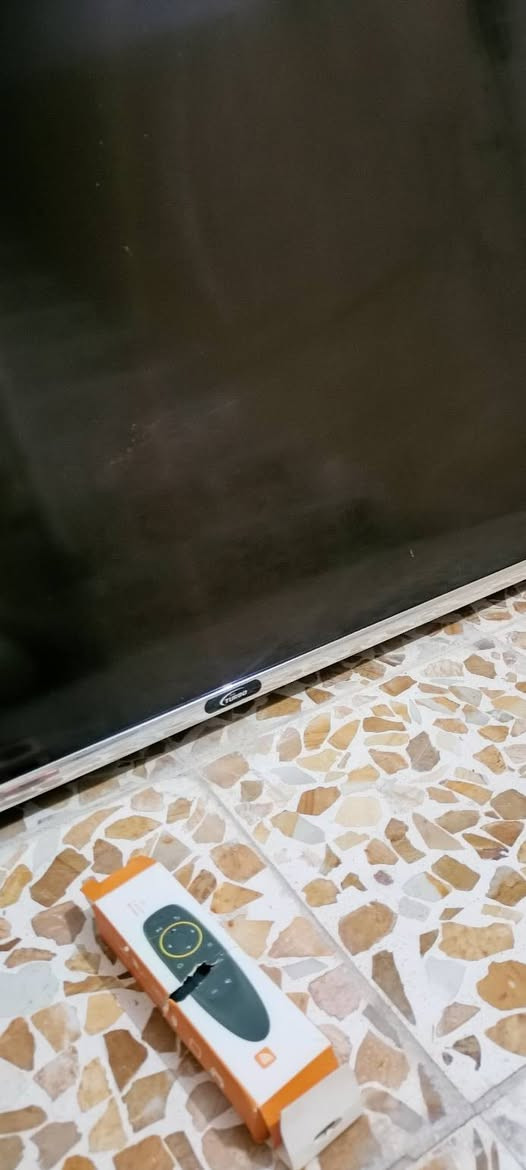 بلازما ٦٥ • انترنيت • شاشة مكسورة