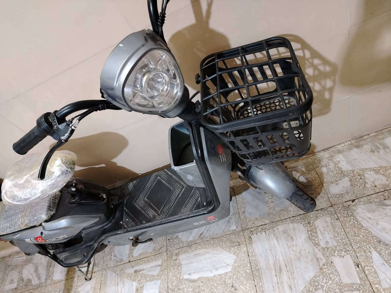 دراجه شحن للبيع نضيفه
مدينة الصدر جوادر
***********
السعر 200 الف
