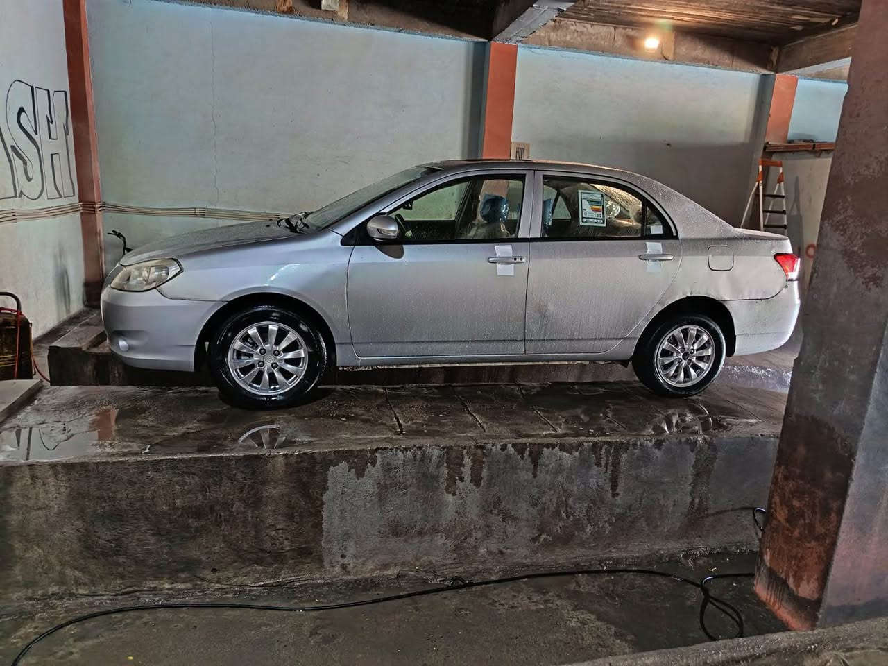 BYD.G3
2013
گێڕ تۆماتیک 
گێڕ و مەکینەی بیلاد بەشەرتی ئەوەی ئیسپانەی بەر نەکەوتبێ
سەنەوی بخداد پلاستیک 
گێڕ و مەکینەی بەشەرتی ١٠ فیتەر 
لێدراوی نیە پشت و پێشی کەپسە 
سڵایت 
تەبرید لەسەر سویچ🥶
لایت زینۆن 
چوار تایەو ویلی لۆکی لەژێرە 
تەقەو ڕەقەی بەشەرت 
چوار جام کارەبا 
ئاوێنە کارەبا 
حاسەی دەرگاکانی ئیش ئەکات 
کارەبای هەموو گیانی ئیش ئەکات 
سەیارەکە زۆر مەزبوتە ماڵی دۆستە 
سعریشی خوار هەموو بازاڕ
٣٣ گەڵا و کەمێک مەجال 
ئەگەر موشتەریت تەلەفون بکە جوابی مەسج نایەمەوە 
***********
ڕەقەمی ساحێبەکەی ئەوەیە السليمانية, العراق
