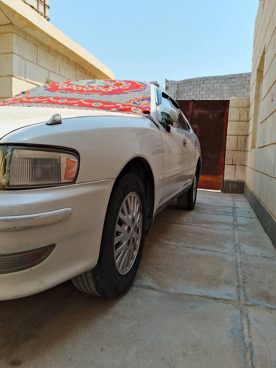 كرسته للبيع مديل 93 سياره كفاله عامه تبريد شغال حداديه توي مسويه  رقم دولي البصرة  سياره باسمي تحويل ثاني يوم ... سياره فقط بوش الگير مالته وريد ابيعه  ..مكاني البصره سفوان السعر 75   التواصل الاستفسارات ***********
