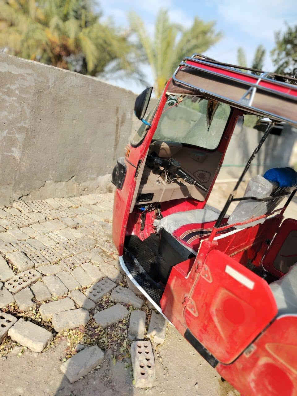 سلام عليكم تكتك للبيع موديل 22 شهر ٩ مكفوله كفاله عامه تكتك متروكه صارله سنه ماطالعه ولا ماشيه رقم وكامله تحويل ثاني يوم ملاحضه بيع فارق مكاني ناصرية خاص مقلق *********** ملاحضه السعر 8،500
