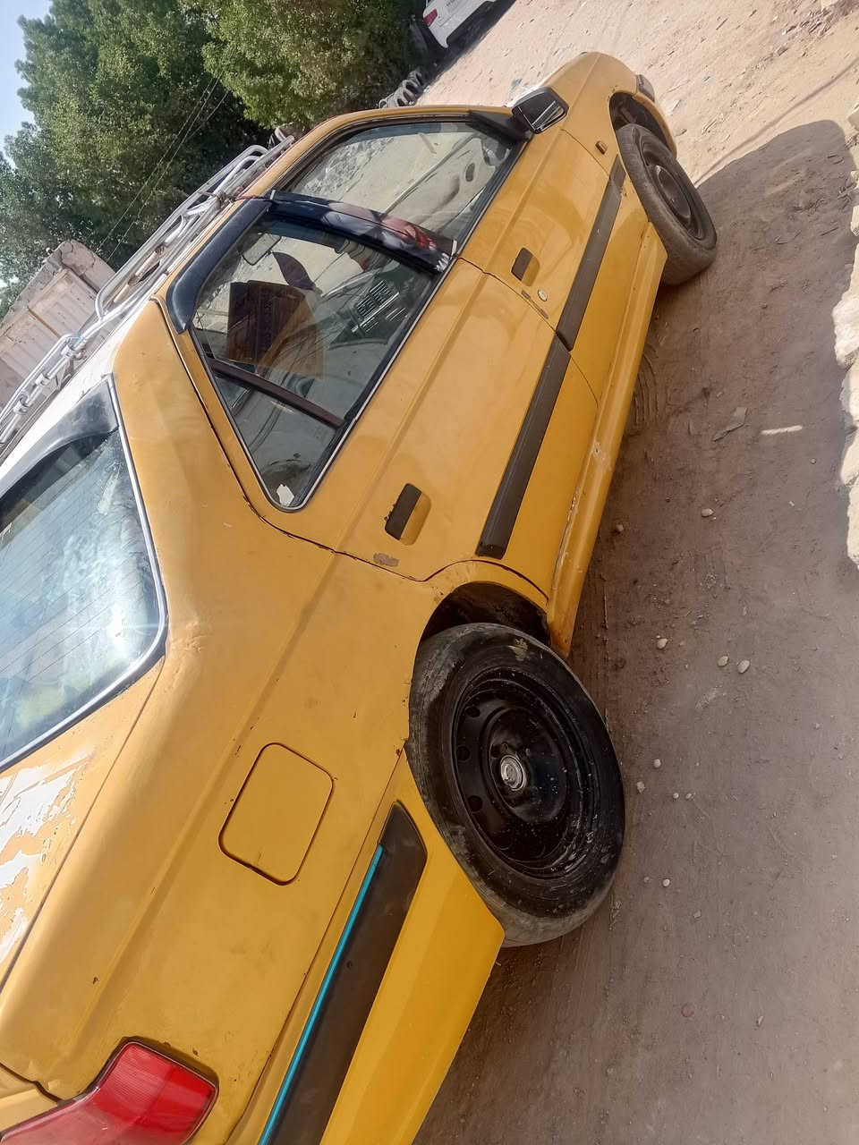لبيع   نجف سعر 12جاهزه ***********حداديه جديده كهربائيات شغاله مكينه وكير نضاف
