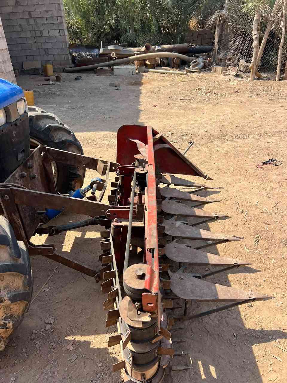 حاصودة سمسم البيع. ***********
