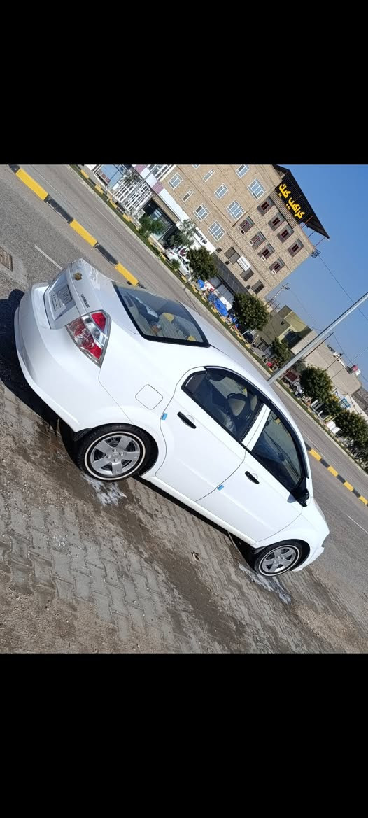 Chevrolet Aveo 2011LS 
سلام عليكم
شيفروليه افيو 2011 LS محرك 1.4 المفتوح المرغوب 
مواصفات السيارة📍
4 جام كهرباء
شاشة اندرويد📺
تحكم مري جانبي كهرباء 
ممشى السيارة 150 الف KM 🛣️
تبريد ثلج❄️ 
دهن سينتك الاماراتي 
السيارة كما موضحة بالصور نظيفه 
بدون صبغ او تبديل 

السعر 70$ وبيها مجال 
للإستفسار واتساب 
***********
