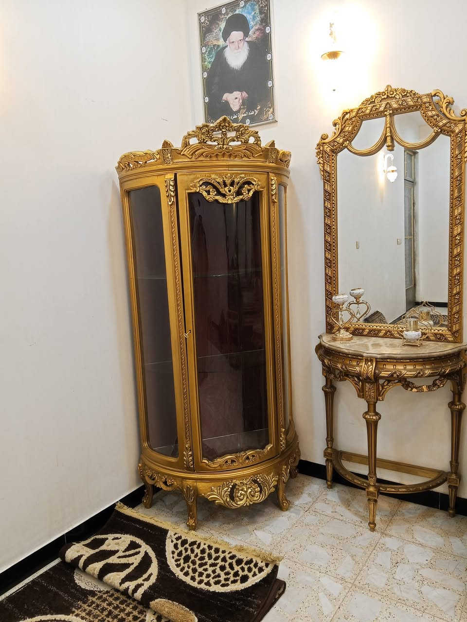 مدخل مصري • زان • فاترينة