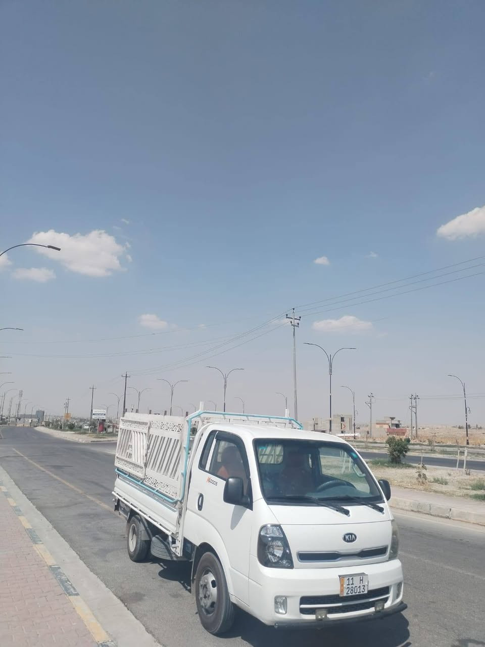 كيا فحل بعيره
موديل 2016
مكفوله كفاله عامه 
من ضربه وصبغ وتبديل 
موصفاته معروفه 
مكينه 4000S
كير مكفول 
شاشه كبيره 
تخم تاير جديد قبل سبوع شديتو لاسه وستار
حداديه 
ماشيه 169
سياره جاهزه للاخير مابيها كل نقص 
رقم بغداد الجديد 
مشروع وطني 
تحويل مباشر 
السياره ب اسمي 
س 145
***********
***********
