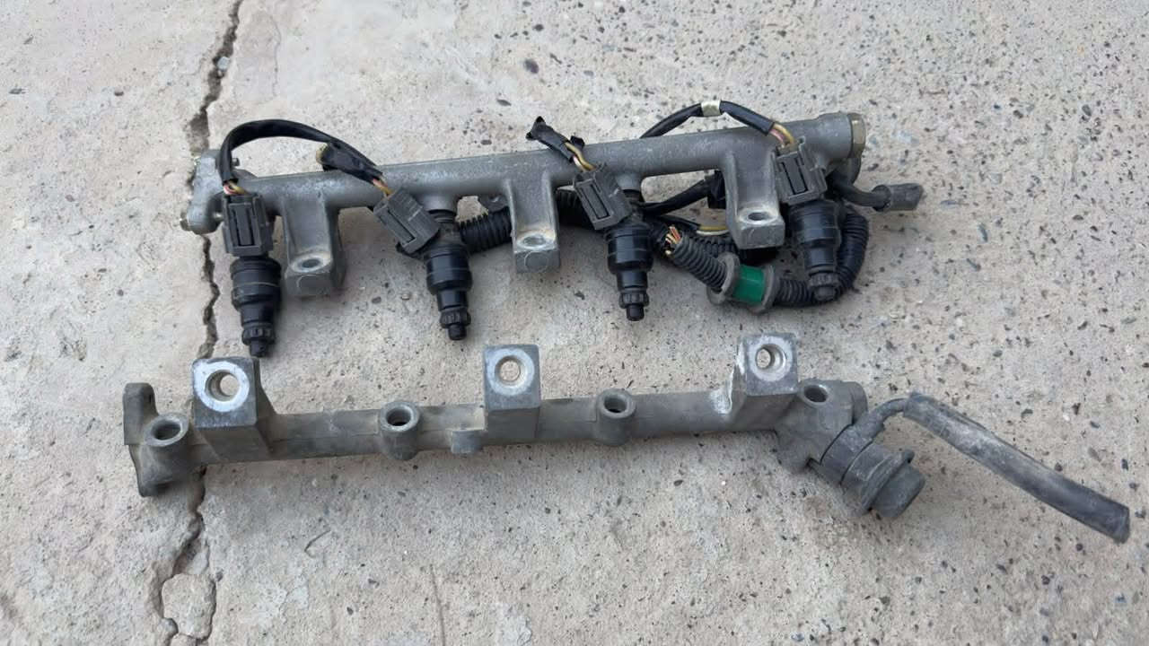 غراض سياره للبيع
عصى كير ارنب مال كصه جديده بلباكيت 
اسطاب اكسن ارنب امامي كامل مال كصه جديد
لقم ستيرن مال مازده 626 اصلي 
كازكيت مازدة 626 
نوزلات مازدة او كيا سيفيا اصلي مال كصه جديد
قايش تايم مازده 626
تاير قياس جديد مستخدم شي قليل 215/55/17
للاستفسار الاتصال على   ***********

