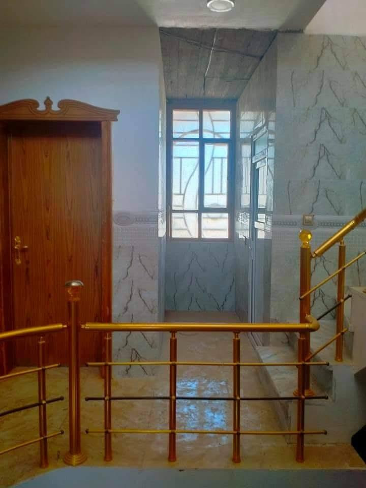 دار للايجار كنطره السلام شارع البرج 100 بناء حديث طابوك جمهوري 3غرف نوم كامل مطلوب عائله زغيره وموضفين سعر 450 استفسار ابو حسام ***********
