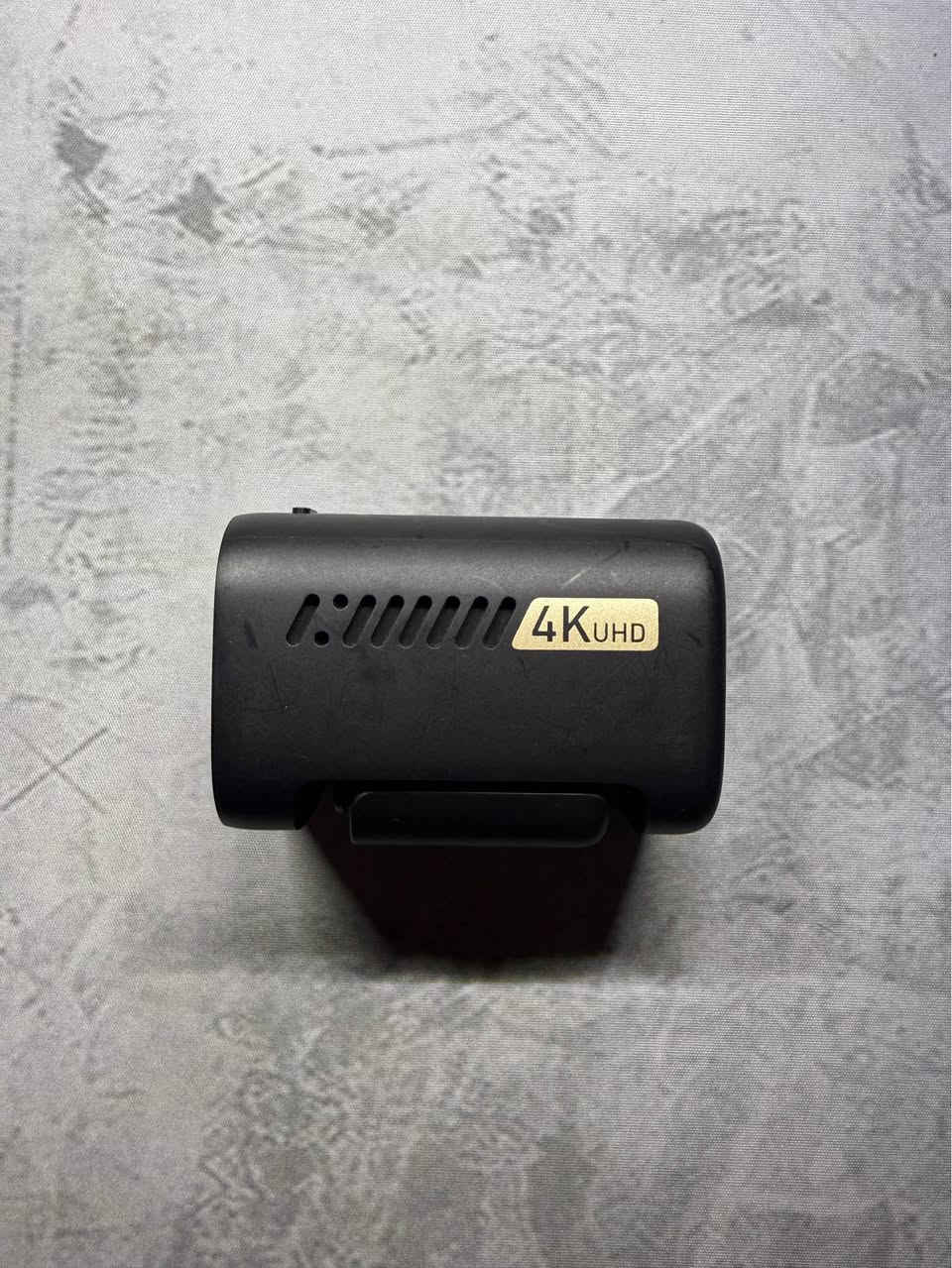 ويب كام من شركة anker 
دقة 4k 60fps 

السعر : 80 الف دينار
الرقم : ***********
متوفر توصيل جميع محافظات العراق🚚 بغداد, العراق
