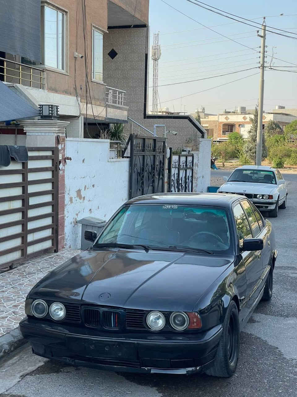 BMW
موديل ١٩٩٤ مةكينة ٥٢٠ كةپةس ي گير عادي چوار جام كارةبايي سلايت سةيارةكي پاك و خاوينة ئارمي كوپي لةگةلة هةوليرة نرخي ٢٥ وةرقة كةميك مةجالي تيداية 
‏*********** أربيل, العراق

