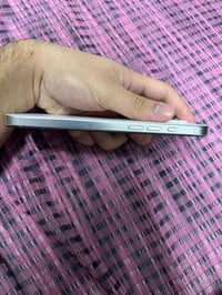 آيفون ١٦ برو ماكس • ٢٥٦ • بطارية ٩٤