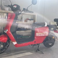 R900 • مستخدمة ٣ أشهر • خدش أمامي بسيط