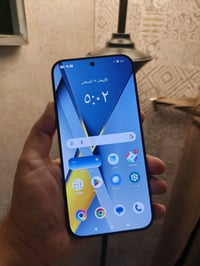 بوكو F8  نسخه الترا ذاكرة 512 عشوائية 16 لون اسود مكفول بدون اي شخطه و...