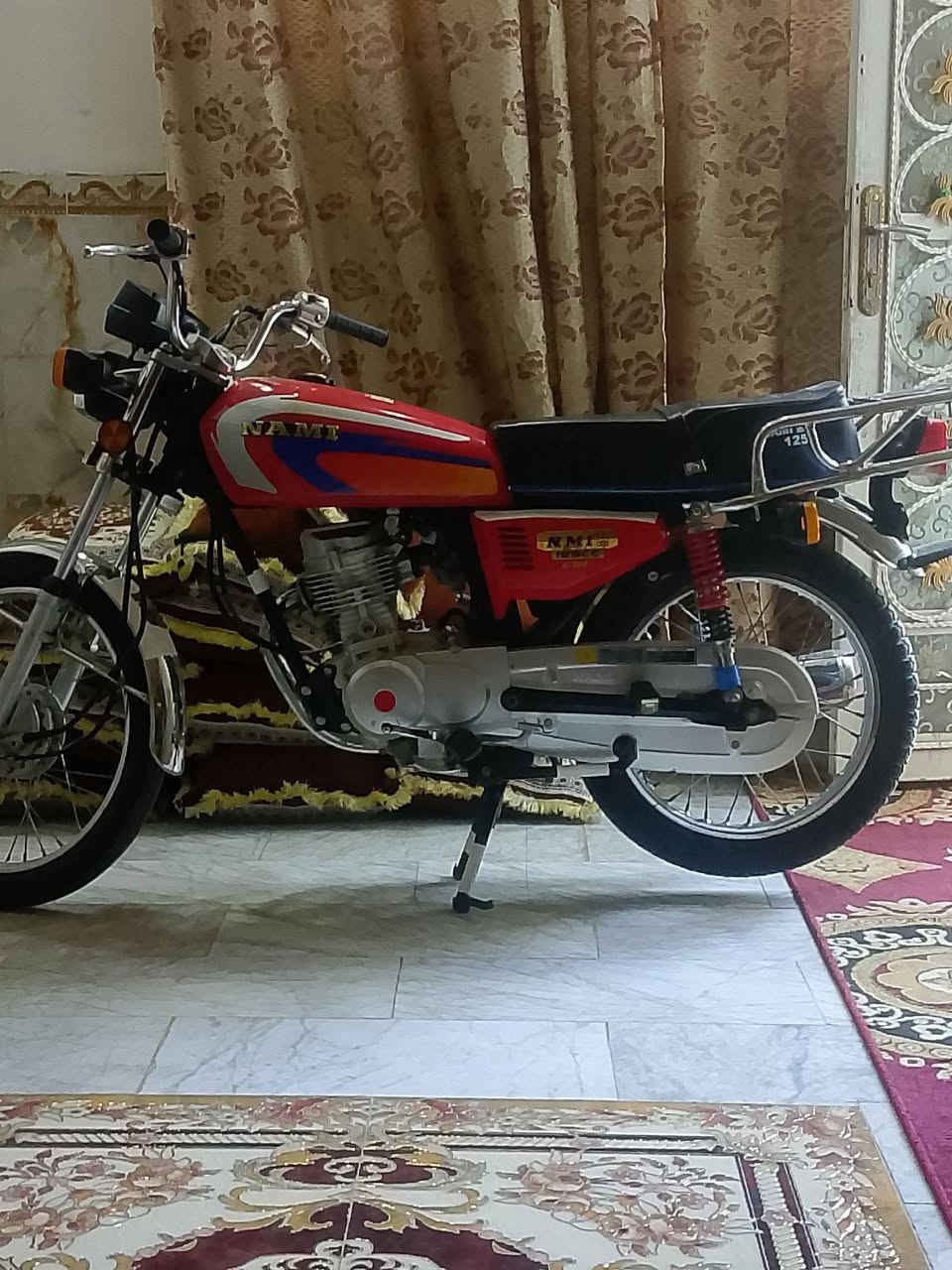 سلام عليكم ماطور للبيع نضافه فول مديل 23 دراجه رقم وسنويه ***********
