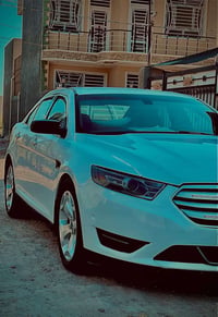 فورد تورس موديل2017بوليسي محرك غاز بانزين 07870800013