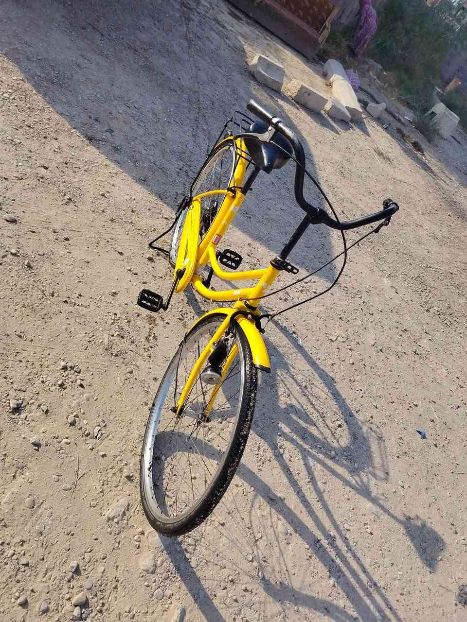 سلام عليكم بيسكل بناتي للبيع ٢٠١٨  NA2 بيسكل نضيف وكامل سعر ٨٥وبي مجال قليل مكان معامل عماري مقابيل دارت كهرباء رقم هاتف***********
