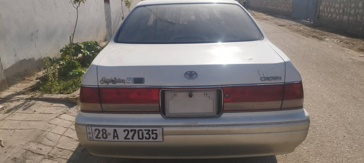 السلام عليكم
راس الثور
موديل 98 
رقم نجف انكليزي مكفول مداور اصوليات 
مكفول من الكصه
محرك VVT بي صوت براص 
سيارة باسمي تحويل ملكيه مباشر
سعر 96$ 
متواجد في حي الصناعي بلوك الثاني خلف المصرف 
هاتف ☎️ ***********

