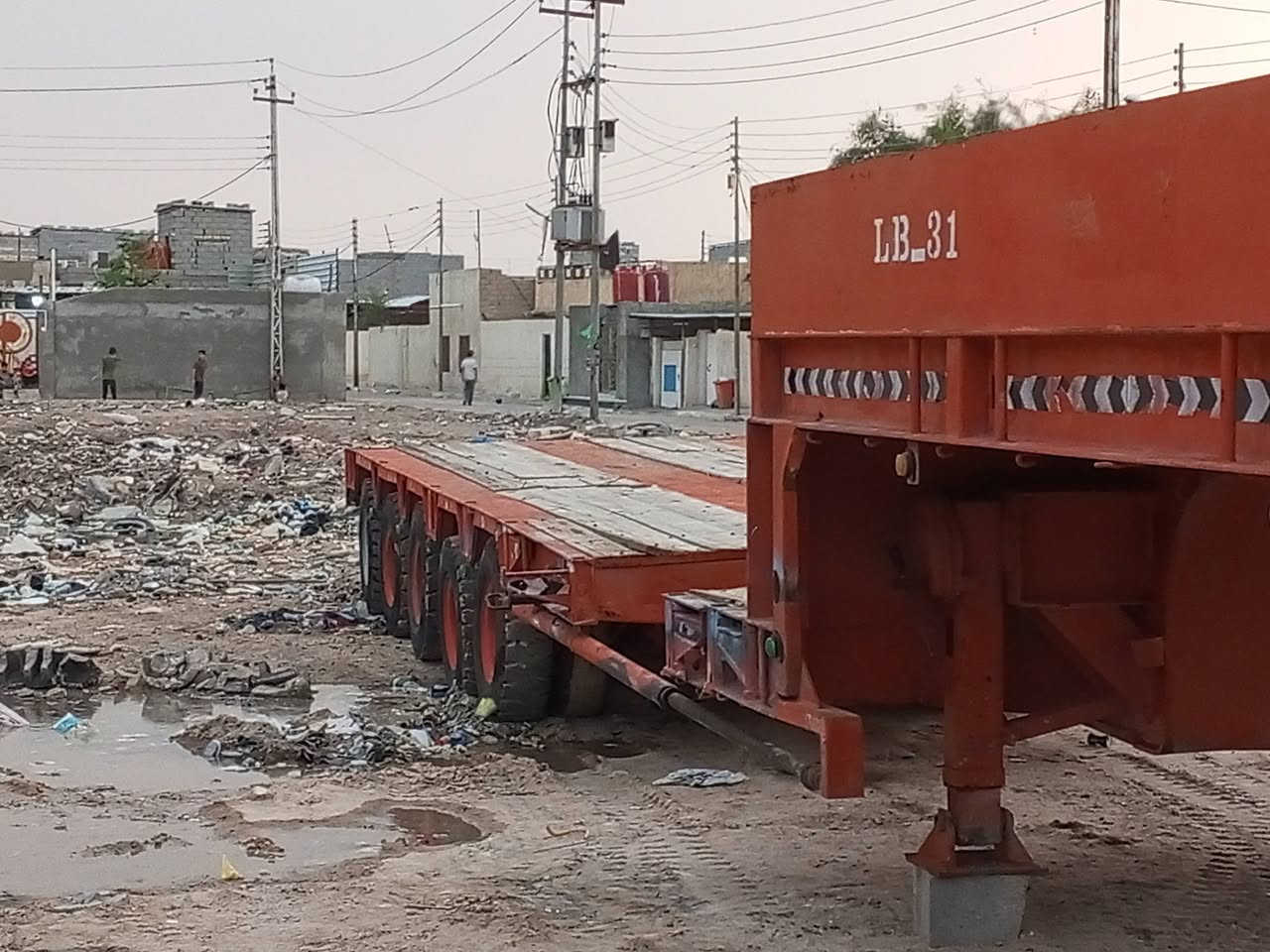 سلام عليكم للبيع لودر خمس محاور سلايت محورين خلفي ستيرن منفيس بي استفسار ***********مكاني البصرة
