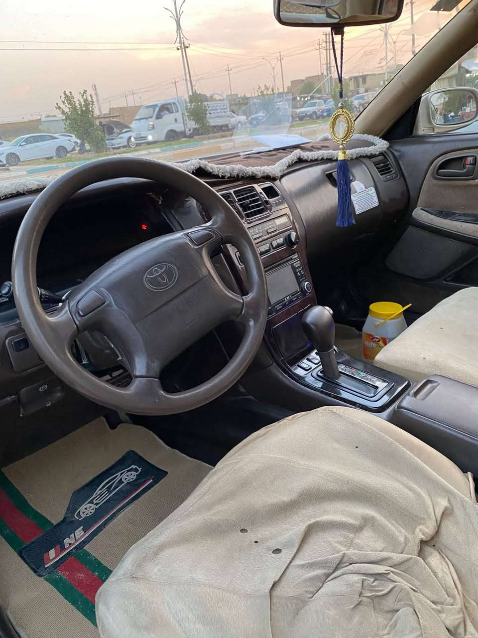 السلام عليكم للبيع مارك نفخ موديل 1992 سياره جاهزه من كلشي
كفاله من الكص والنقل والصبغ والضربة والاصوليات كافه مداورة ثاني يوم رقم ذي قار بسمي سنويه لنهايه 31 مشروع وطني 
منظومه تبريد كامله توني شاهده  ( كمبريسر راديتر ثلاجه بواري)
كله جديد  : محرك كير مكفولات شرط كارتون محرك ونجي كير رياضي دركه رياضي 
حداديه كارتون. تخم تاير جديد كهربائيات كلها شغاله شلع ما بيها اي نقص  3دكم
نظام امريكي تقفيل تفتيح عن بعد شاشه زئبقيه سماعات دمام مسجل كله شغال 
سياره جاهزه مجهزه 
جنطه ع الريموت  سياره مال جناي شاهد الله ما بيها اي نقص 
(فقط جارده كما موضخ بدون قطره صبغ ) سياره ما متعوبه  مال جناي 
مكاني ناصرية شطره *********** 
السعر 59 وبيها مجال بسيط حك الجيه
