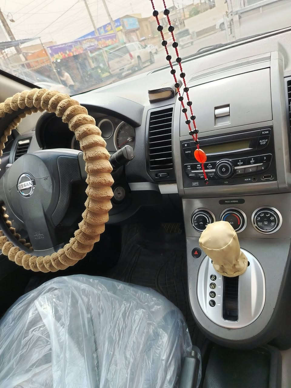 نيسان سنتره • ٢٠١٠ • محرك ١٨٠٠