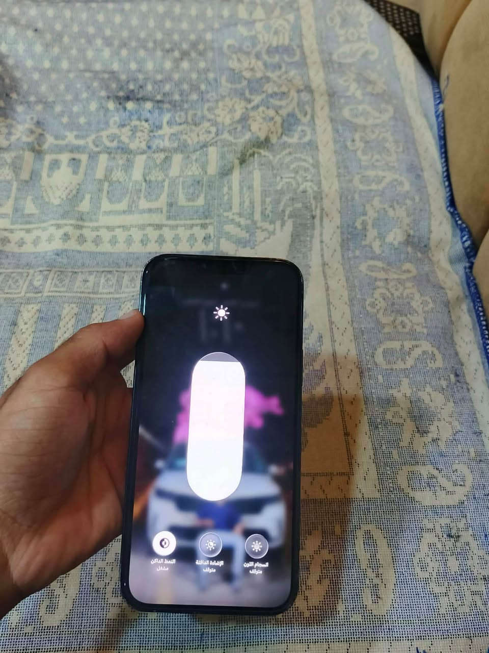 للبيع ايفون ١٣برو ماكس
ذاكره ١٢٨
الجهاز مستبدل بطاريه 💯 قطاره بل شحن 
ومستبدل ضهر فقط 
فيس إيدي شغال 
الجهاز نظيف 🔥
فقط فيه طبع خفيف للبرامج 
تعال خاص وأوضحلك 
السعر خاص او واتساب 
***********
