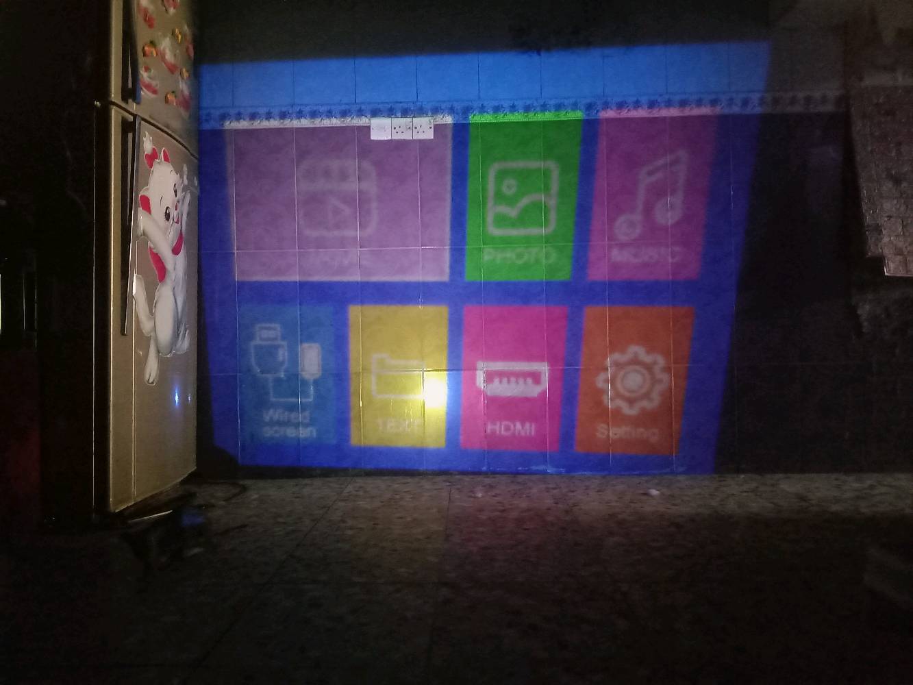 بروجيكتر يشتغل ونظيف