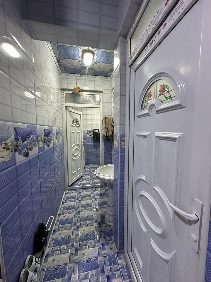 سلام عليكم
بيت للبيع او معارضه ب 200 متر 

بيت 🏠 للبيع في حي البكر موقع مميز قرب منتزه البكر 

شارع 15 متر 

تجاه البيت 🏡 قبلة 

بناء 🚧 2023 سند طابو الزهور شرط التحويل 

مساحه البيت 🏡 160 متر واجها 8 متر 

يحتوي البيت 🏡 ع استقبال وهول وغرفه نوم 🛌 ومطبخ حار وبارد وصحيات خارجي وداخلي ومناور وكراج سياره 

ط 2 هول و3 غرف نوم 🛌 وصحيات ومناور وبلكون وبيتونه 

يحتوي البيت 🏠 على 

نظام كاميرات 

نظام غسالات 

نظام دشات 

نظام سبالت 

للاستفسار عن سعر البيت 🏡 الاتصال ع الارقام 

***********

***********
