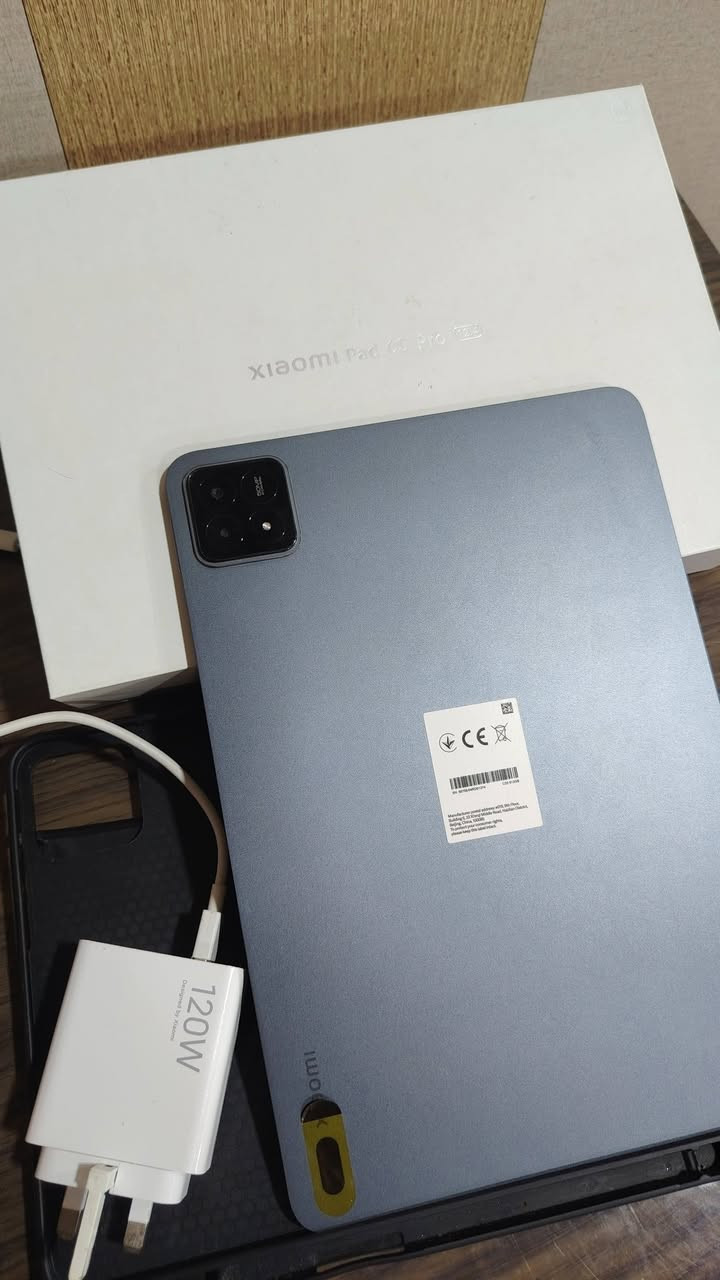 تابلت شاومي باد ٦ اس برو بسعر 550 الف وبيها مجال للشراي
يشغل بوبجي 120 فريم

مواصفات Xiaomi Pad 6S Pro 12.4 – نسخة 12/512GB 

📱 الموديل: Xiaomi Pad 6S Pro 12.4

💾 الرام: 12GB

💽 التخزين: 512GB

🚀 المعالج: Snapdragon 8 Gen 2 — معالج فلاجشيب قوي جداً

🖥️ الشاشة:

• حجم 12.4 بوصة

• دقة 3K ‏(3048×2032)

• تحديث 144Hz

• الشاشة ممتازة جداً للأفلام، الدراسة، الرسم والتصميم والألعاب

🔋 البطارية والشحن:

• بطارية 10,000mAh

• شحن سريع 120W ⚡

🔊 الصوت:

• 6 سماعات

• صوت ستيريو قوي وواضح

📸 الكاميرات:

• خلفية 50MP

• أمامية 32MP

✏️ يدعم Xiaomi Focus Pen ومناسب جداً للرسم وتدوين الملاحظات والدراسة.

✨ مواصفات قوية جداً مقابل سعره، والجهاز مناسب للدراسة، الألعاب، التصميم، الرسم والاستخدام اليومي.

📦 الملحقات: [شاحنه الاصليه + علبة الجهاز+ كفر ]

📍 المكان: الموصل _ناحيه القيارة.. لايوجد توصيل 

الجهاز حسب الصور، والشراي يتواصل عالواتساب

*********** 🌷

نص مكتوب في الصور:
- Xiaomi Pad 6S Pro 12.4 المواصفات والمعلومات التفصيلية RAM 12.0+12.0 ج.ب المعالج Snapdragon 8 Gen 2 Mobile Platform ثماني النواة بتردد يصل إلى 3.19 جيجا هرتز إصدار نظام التشغيل WNXMIXM.C07.3.0.303.0 3:55 الخميس، 17 سبتمبر الإعدادات Q البحث عن إعدادات جهاز اللوحي تطبيقات النظام ميزات للأجهزة اللوحية حالة الحماية
