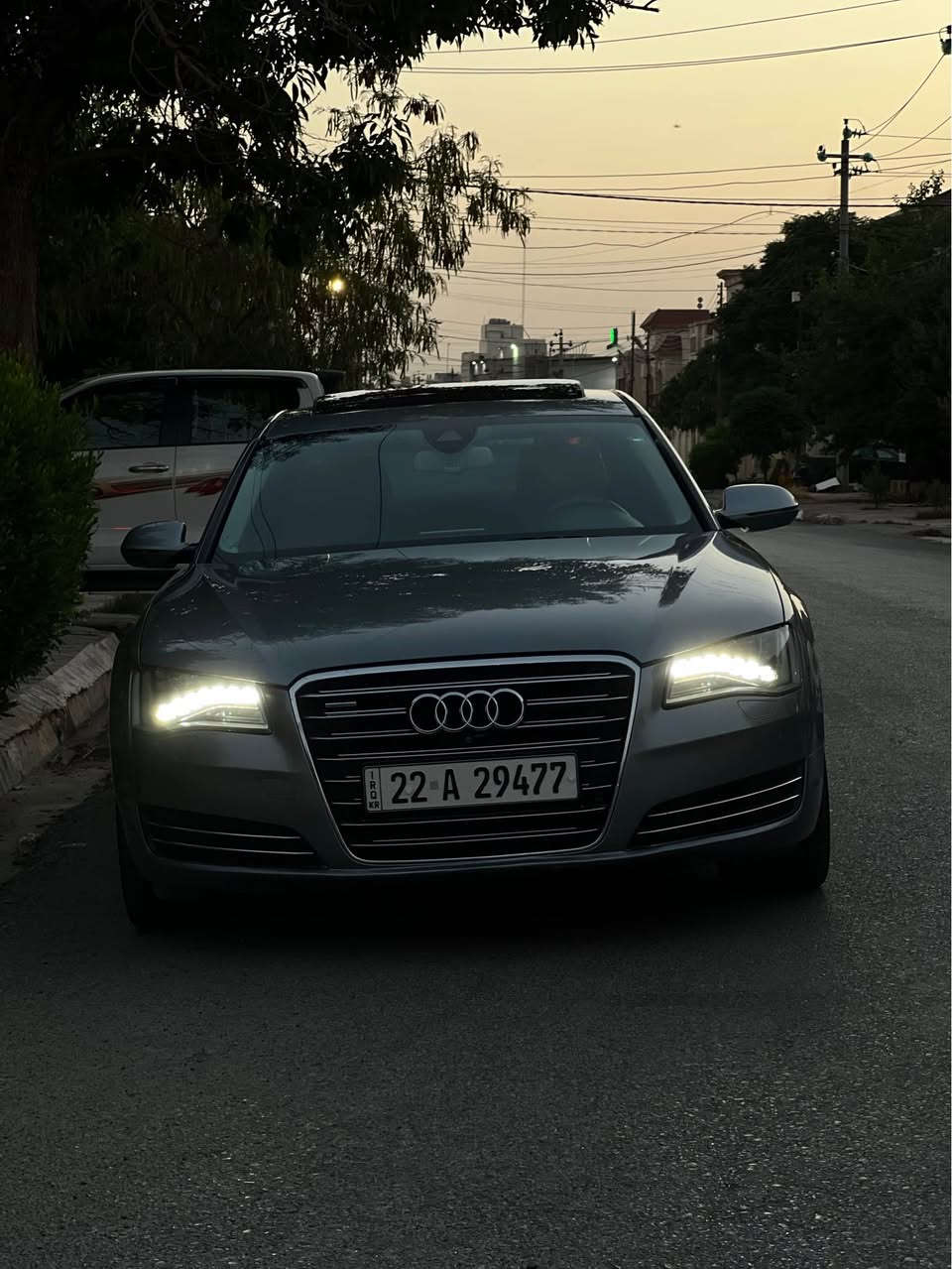 للبيع اودي A8
محرك 6 سلندر 3.0 سوبر جارج
لون نفطي 
السياره لارج L
فول مواصفات 1/1
سلايت
بصمه تشغيل + بصمه ابواب
ابواب شفط
كشنات جلد حار+بارد
كشنات خزن
كشنات مساج
لايتات Led تتحرك معا استيرن
السياره جكات تصعد وتنزل 
وياله حجم 21 اربع تايرات جديد
4 وضعيات قياده 
وبعد مواصفات...
السياره جديد كير ومحرك شرط
1 جمرلغ خلفي صبخ بدون دواخل
تحويل ثاني يوم
السياره رقم اربيل
عنوان السياره اربيل
رقم الهاتف ***********
واتساب موجود✅ أربيل, العراق
