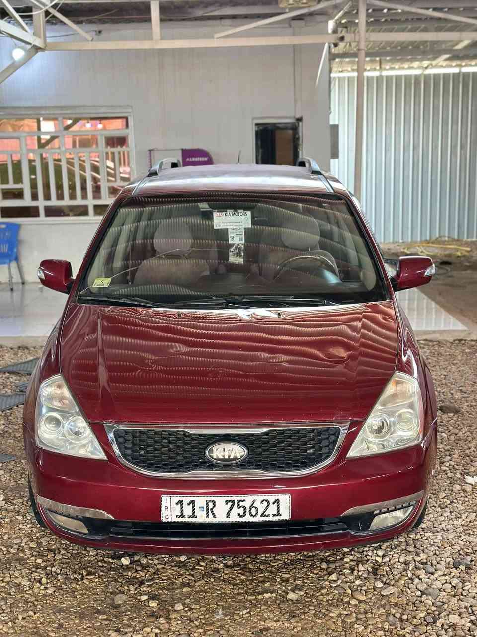 كيا سيدونا 
موديل 2014
رقم بغداد دولي جديد 
محرك 3500بانزين 
حادثه جاملغ المامي بدون دواخل 
سعر 145
اتصال ***********
