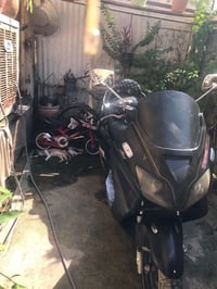 فورزا ٠٦ عوزها بس باتري جيب باتري وياك اذا تريد تشغلها اني ابيعها هيج ...