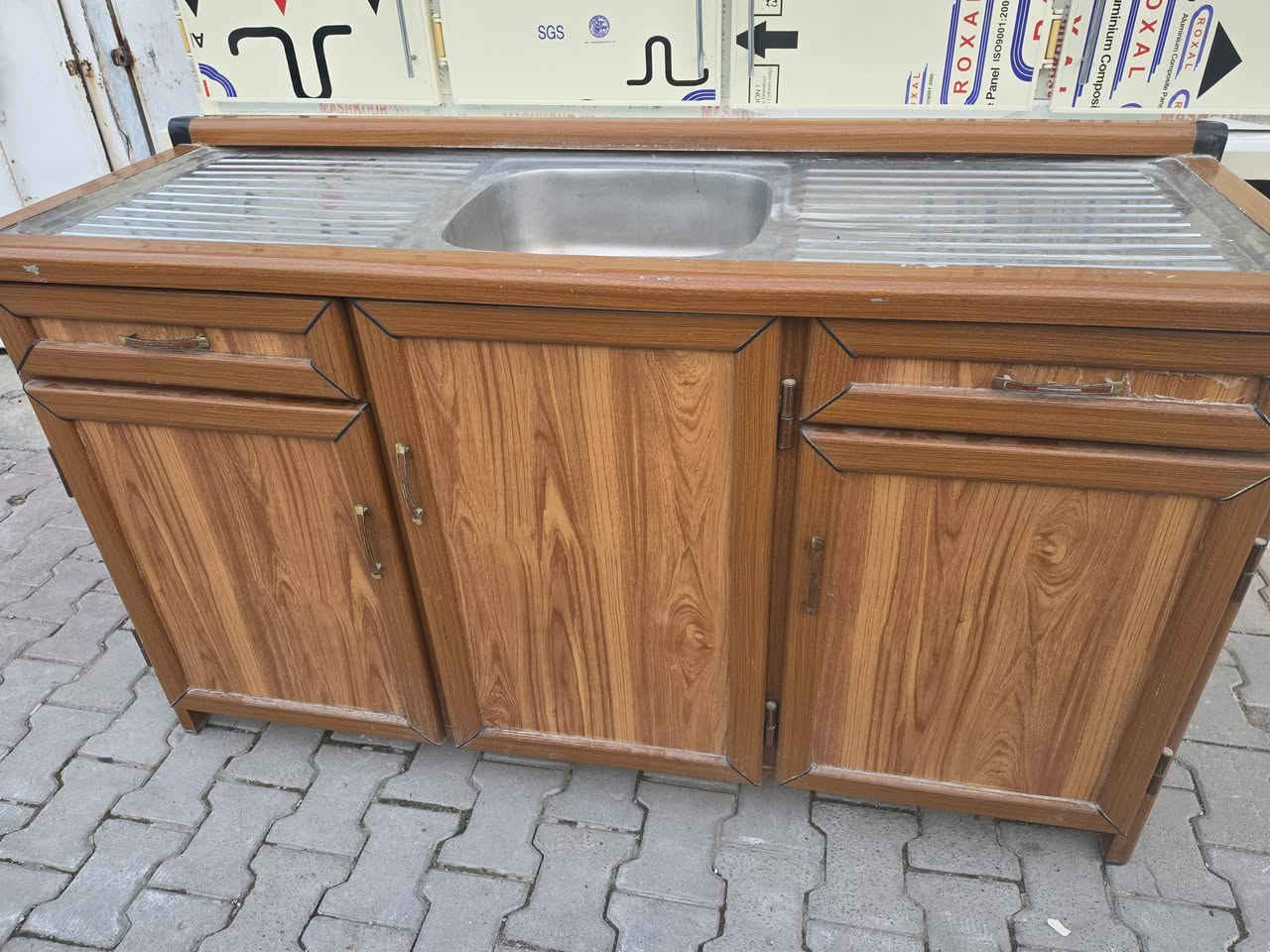 سنك • نضيف • ما بي عيب