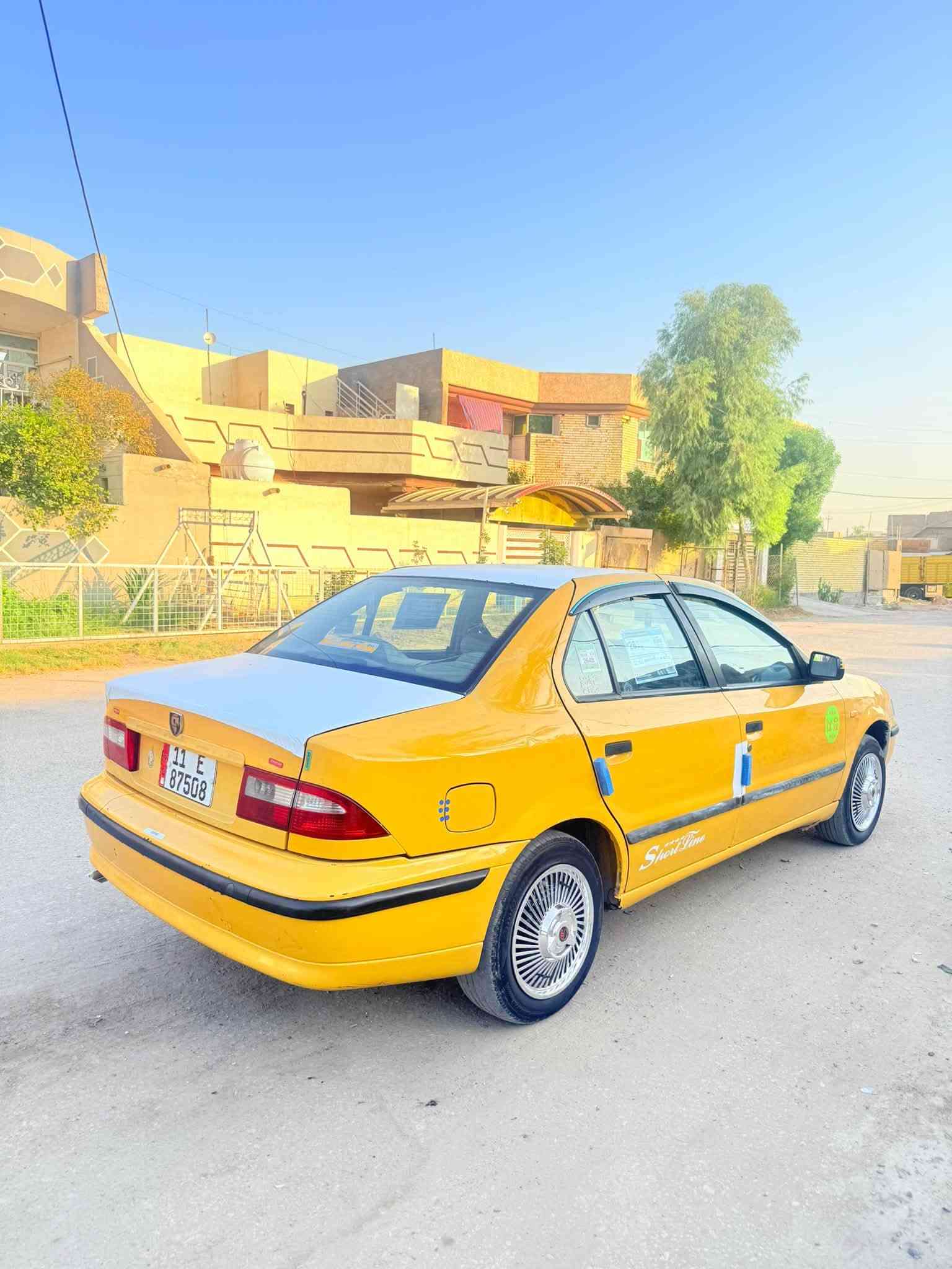 يالله السلام عليكم بيع سريع سريع 
سمند 2012 كرستال رقم بغداد أنكليزي مصفره هيئة وغرامه سنوية مجددة شرط التحويل اخوان 
السيارة جاهزه مكينة كير حدادية تخم تاير جديد كهربائيات كلها شغاله منضومة تبريد جديده بس تشحن غاز السياره بدون صبغ كلش حلوه ونظيفة وبالعافيه ع الياخذها رايدها ب29 ورقه جوه السوك مكانها بالحله رقمي للاستفسار ***********
اخوان الميعجبه السعر لايتصل ولا يعلق الشراي يتصل وعيوني اله
