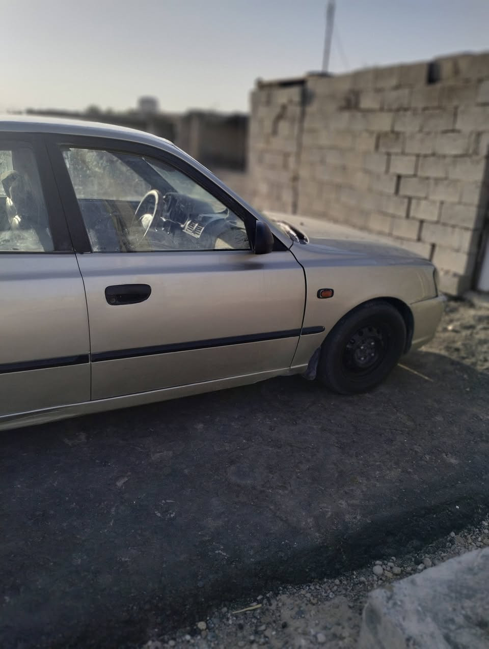 اكسنت فيرنا 2001 مكينه 1500 كير بالجيس جديد  صار اسبوع من شديته  زوج تايرات اماميه جدد صدر امامي جديد  رقم بصره راعيها يريد تحويل  مكانها ميسان  *********** السعر 35 وبيه مجال
