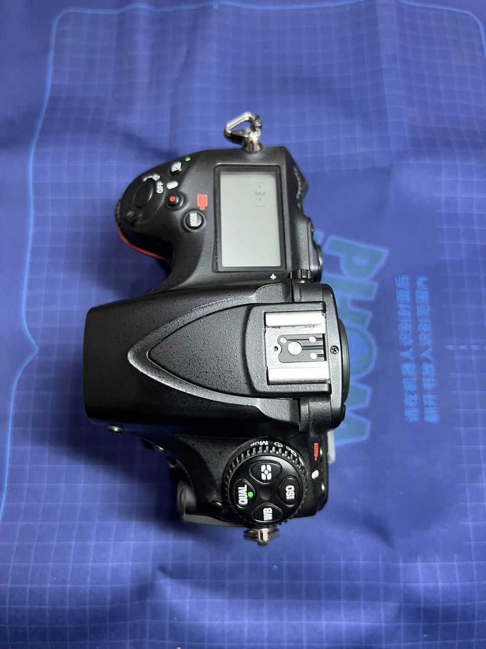 نيكون D810 • شتر ١٤٤١٨ • مع ملحقات
