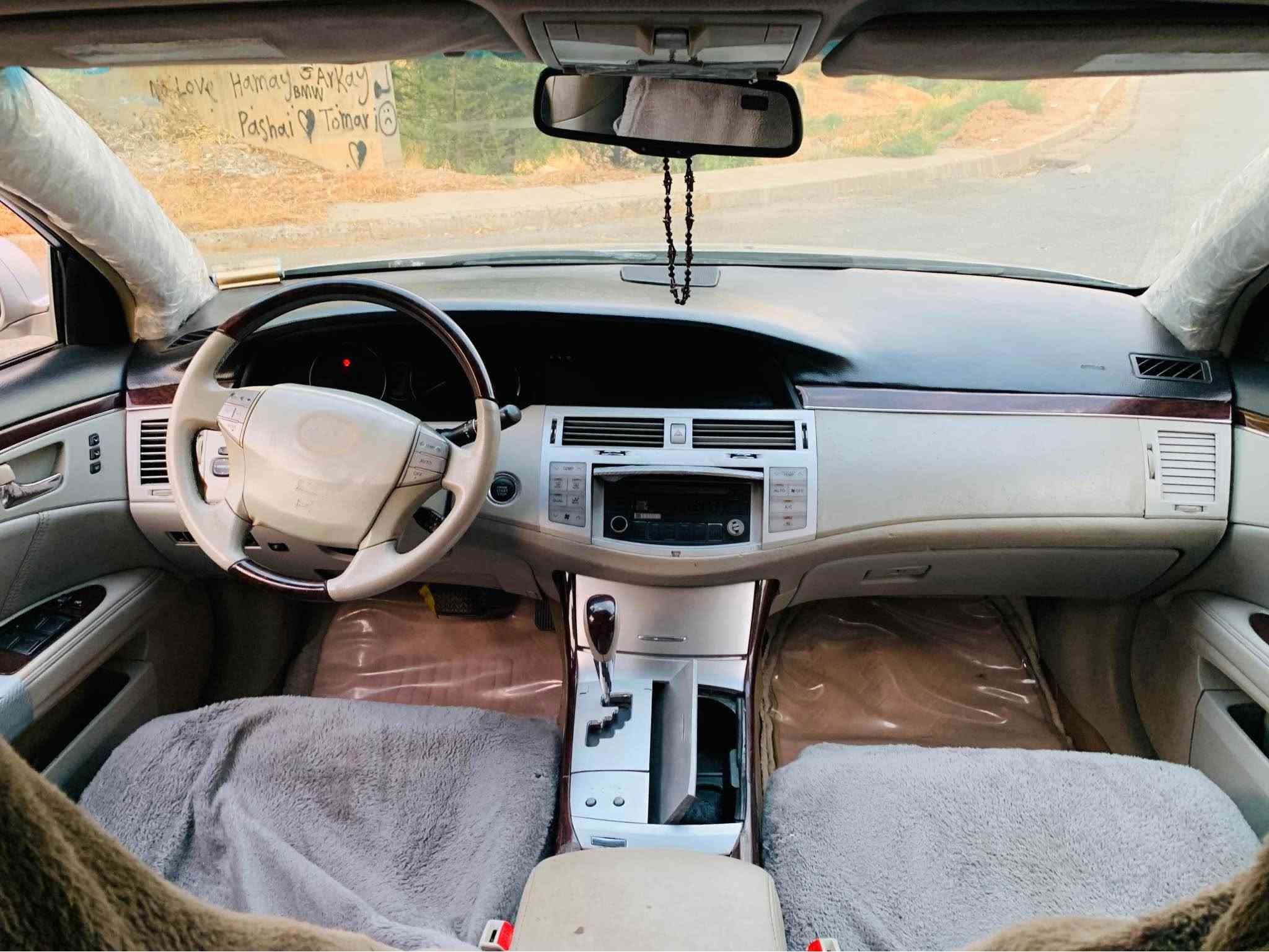 AVALON 2009 Limited 📦
سەرەتا بە ناوی خودای گەورە 
ئەڤەلۆن ٢٠٠٩ ی خەلیجی فوول فوول مواسەفات
کوشن ساردو گەرم و جڵد کارەبایی و خەزن
سڵاید
پەردە
بەسمەی دەرگا و سندوق 
زۆر جوان و ڕێک و پێکە هەیکەلی جوان ماوەتەوە
گێڕ و مەکینەی بەشەرتە بێعەیب و بێ کرانەوە
سەیارەکە حیزام نییە چەند پارچەیەکی بۆیاغە بەس بە حیزام دەفرۆشم پێش و پشتی کەپسە
سعری 98 وەرەقە و مەجال 
***********
*********** كويسينجاك, أربيل

نص مكتوب في الصور:
- ***********