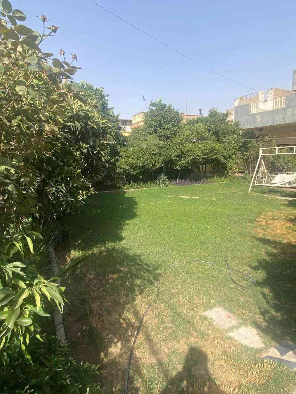 دار للبيع او مراوسسس حسب القناعه 

حي البريد     2 فرع ع الشارع العام

المساحة 630 متر واجهة 20 متر 

سند طابو ملك صرف - سند حديث 

الدار حساب ارض صالح للسكن 

الاسعار تلكرام - https://t.me/alomran_mosul

للاستفسار اكثر مراجعة مكتب العمران سايدين التعليم

***********
***********
