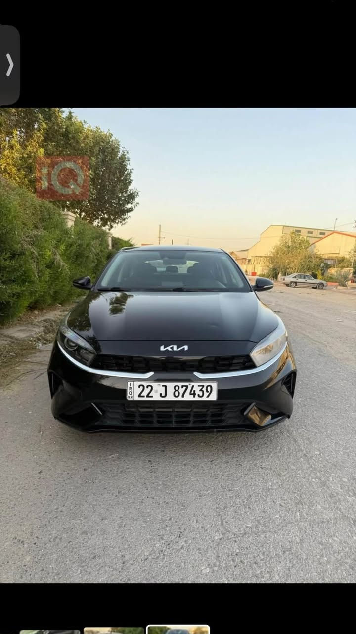 السلام عليكم
كيا فورتي فئة EX موديل 2023
المواصفات:
شاشة كبيرة / كامرة دوارة /
فول تحكم ستيرن كشنات تدفئة / ستيرن تدفئة /
قطعتين تبريد
كشنات تدفئة / ستيرن تدفئة
مكان السيارة بغداد غزاليه السعر 110 وبيها مجال
للتواصل والاستفسار : ***********
