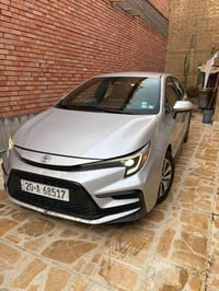 كورلا 23 وارد امريكي رقم ديالى محرك 2000  ظربتها جاملغ وباب راجع بارد ...