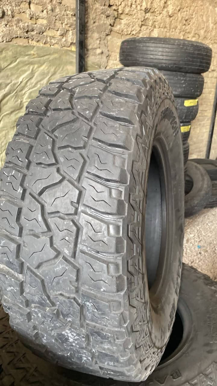 السلام عليكم عندي تخم تايرات جبلي
زوج منهم

 BFGoodrich

والزوج الثاني windforce

نفس النقشةحجم 

17 / 70 / 285  

 نضافة 90 / 100 بدون اي ضرر او فتيلة او ركعةانتاج 2023 سعرهم 200 الف موجود بغداد ***********
