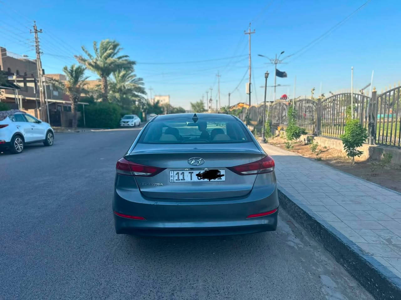للبيع فقط فقط نقدا بدون مراوس رجاء 
للبيع النترا رقم بغداد نكليزي موديل ٢٠١٨ امريكي دوشمه ارضيه وكشنات وجنطه وقماره دوشمه درجه اولى مكينه ٢٠٠٠ عليها ادامه كامله من كلشي حتى الماي اخضر زيتي صافيه تخبل دوش لا خربطه ولاكطعه ولاكلوب مشتغل بيها جاهزه من كلشي ليبل واحد كلها بدون تبديل صور الحادث والسونار بل منشور مكاني بياع الاعلام تقاطع درويش حي التراث شرط التحويل عقد مروري مباشر  السعر   ١٠٤    بيها مجال بسيط 
 ***********
