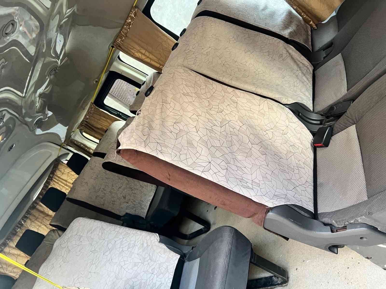 ألسلام عليكم هايسه موديل 2019 نص فول رقم بغداد مكفوله من صبغ سعرها 310 وبيها مجال عنواني بغداد المدينه رقم ***********
