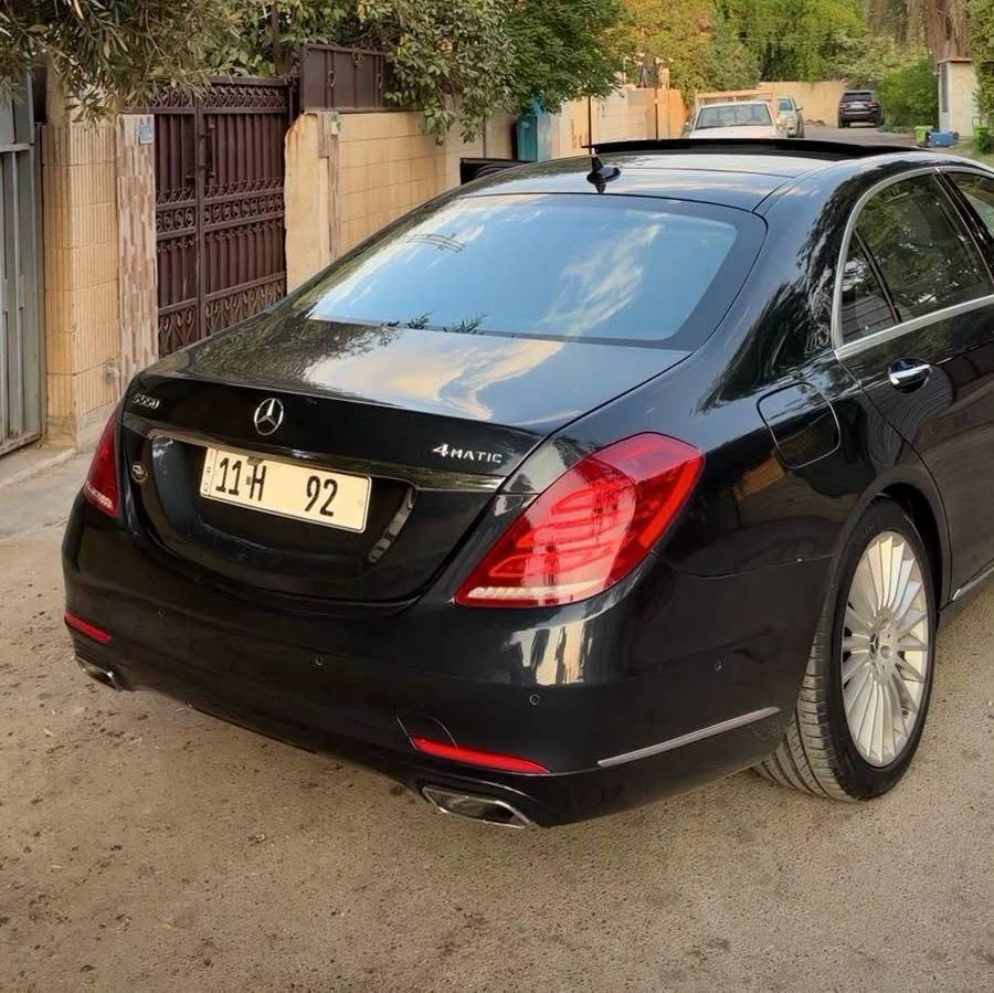 المـلك و الفخـامه و الاناقـة للبيـع 
- مرسيدس بينز s550 2015
- فووووول مواصفـات. 4 دكم 
- جدادة و نضـافة ميه بلميه
- السيـاررره ضمـان دولـي 
- كـت AMG باب طويـل VIP
- وارد امريـكي
- كهربـائيـات السياره ميكانيـك من كل النواحي كلـه جديد 
- السياره مسويلها سيرفـس كامل مكمـل 
- تخـم تاير جدديـد بالكارتون مشدود عليها 
- برغـي مابـيها نقص السـياره 
- الكيـر المحـرك كلهن سليمات و بحالـه ممتازة  
- تراي و كعـده و طسه زيروو 
- السياره ماشيه ٦٨ 
- داخـل كريـمي و جوزي ( دزاينـوو
  - ٤  كشنـات مساج + تدفئة + تبريـد + خزن ميمـوري
 - اكيـد الابواب شـفط كلهن
- اما سسـتم الصوت حفـلة داخلـية من شركـة برومستر العريـقه.
- و اكـيد السياره حجـم لارج باب طويـل.
٥ بردات .
- بانوراما .
- اما اللايت فهو multi beam من الاناره الذكيه جداً 
- الدواخل كلـها اناره محيـطيه
٥ كامرات + رادات + نظام التوقف الذااتـي
السيـاره بالحقيـقه احلـى من الصور بالف مره 
سنوية جديده هزه جديده 
مكان السياره بغداد / الاعظميه
رقم صاحب سيارة ***********
