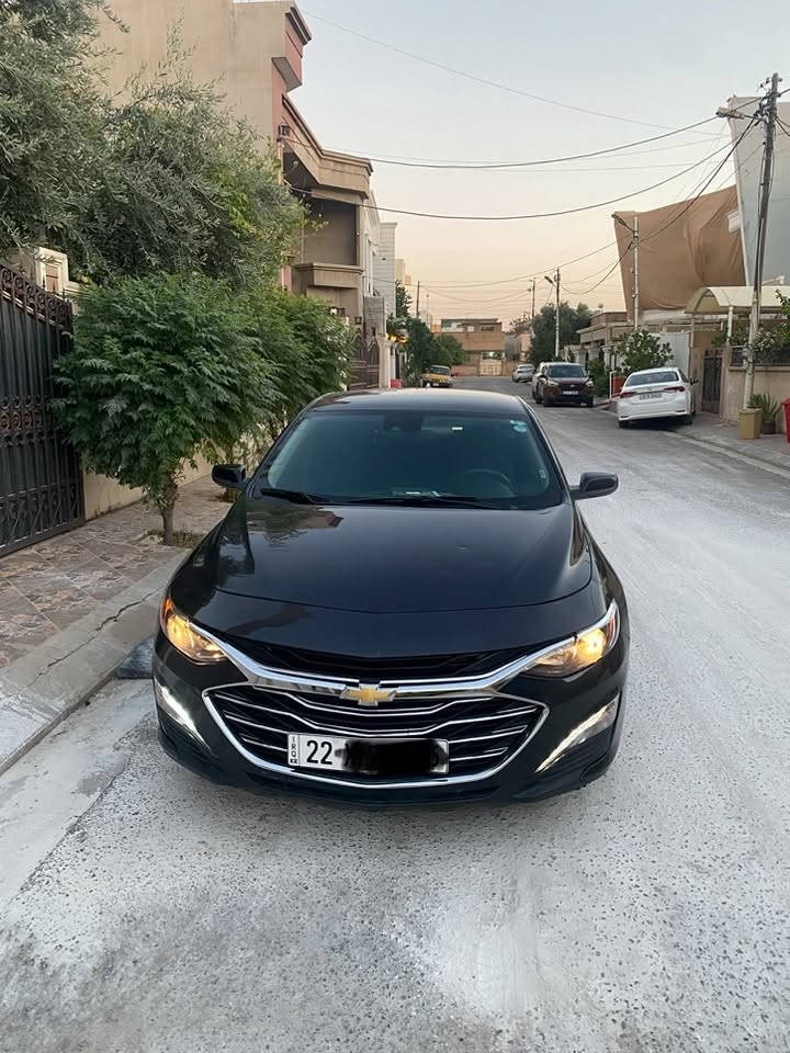 � ماليبو موديل 2023 LT للبيع 🔥
✨ السيارة توب 10/10 وما بيها أي صرف أو نواقص، والسيارة من البداية يمّي ومعتني بيها بشكل ممتاز.

✅ موديل 2023 LT
✅ بجم كبس
✅ رادار
✅ Auto Stop
✅ 10 Airbags — كلها سليمة
✅ الكير والمحرك بحالة ممتازة
✅ شرط برغي ما مفتوح
✅ السنوية لحد 2031
✅ هزّة جديدة
✅ السيارة نظيفة جدًا وجاهزة للاستخدام

💰 السعر: 12,500$
🔒 125$ قفل — إذا مو شراي، رجاءً لا تتخابر.

📞 للجادين فقط، وشكرًا 
***********
