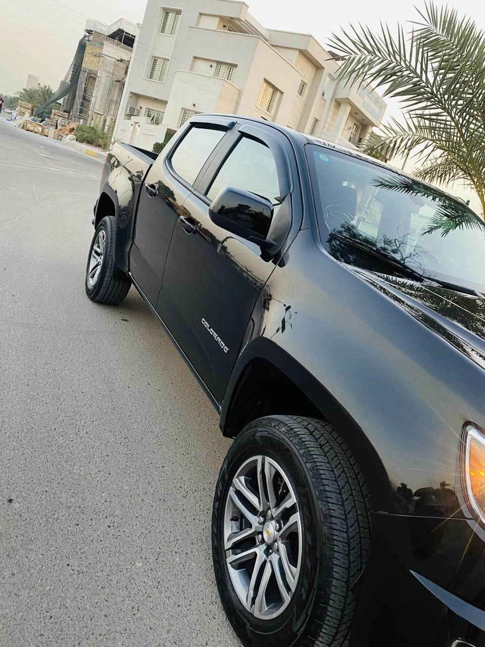 🫡‏  السلام عليكم للبيع 
🛻شوفرليت كولورادو 2022. Z71
اربع بيبان
🔢رقم بغداد تحويل مباشر 
🚶ماشية 29  الف ميل 
وارد امريكي 🇺🇸
🔥مكينة 6 سلندر VVT المرغوبة🔥
🛢️خزان 3.6 لتر   
🖥️شاشة كبيرة 
🎙️ابل كار بلي 
🛜واي فاي WIFI 
📷كامرة  
💺كشن تدفئه وتبريد
كرسي السايق كهرباء ...💺
🌈الصبغ بونيت وجامرلغ  أمامي 
🎈ايرباك أستيرن  وبرده راجع سستم 
🔥صور الحادث بالمنشور 

📍المكان بغداد الكرخ 
الاتصال ☎️📞هـ***********
