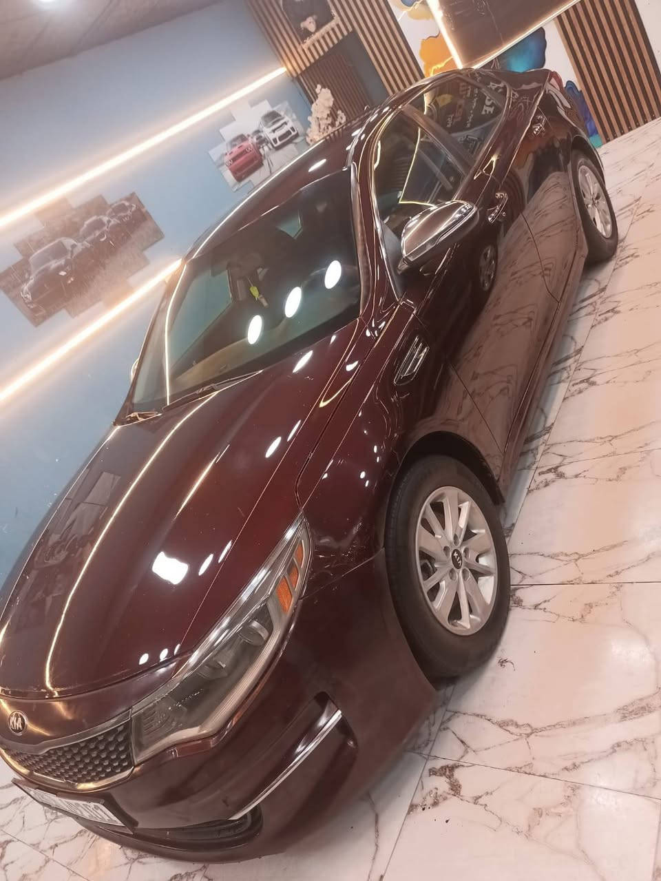 السلام عليكم
من رخصة الادمن المحترم

للبيع سيارة 🚗 اوبتيما 2018 

وارد امريكي 

والحادث مثل ما موضح بالسونار جاملغ وباب

السونار 2026 شهر السادس

مداور ثاني يوم

السعر 117 وبيها مجال
ومراوس حسب القناعة
للتواصل ***********
