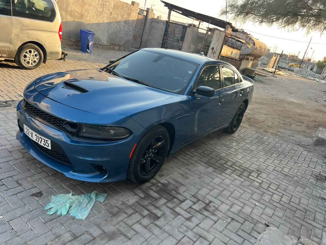 جارجر وارد أمريكي بيه ضربه جاملغ وشويه من لباب بي صبغ سياره ماماشيه موديل 23 وسعرها 215 قفل 🔒***********

نص مكتوب في الصور:
- 65 4G 4:45 4 / 14 1:1